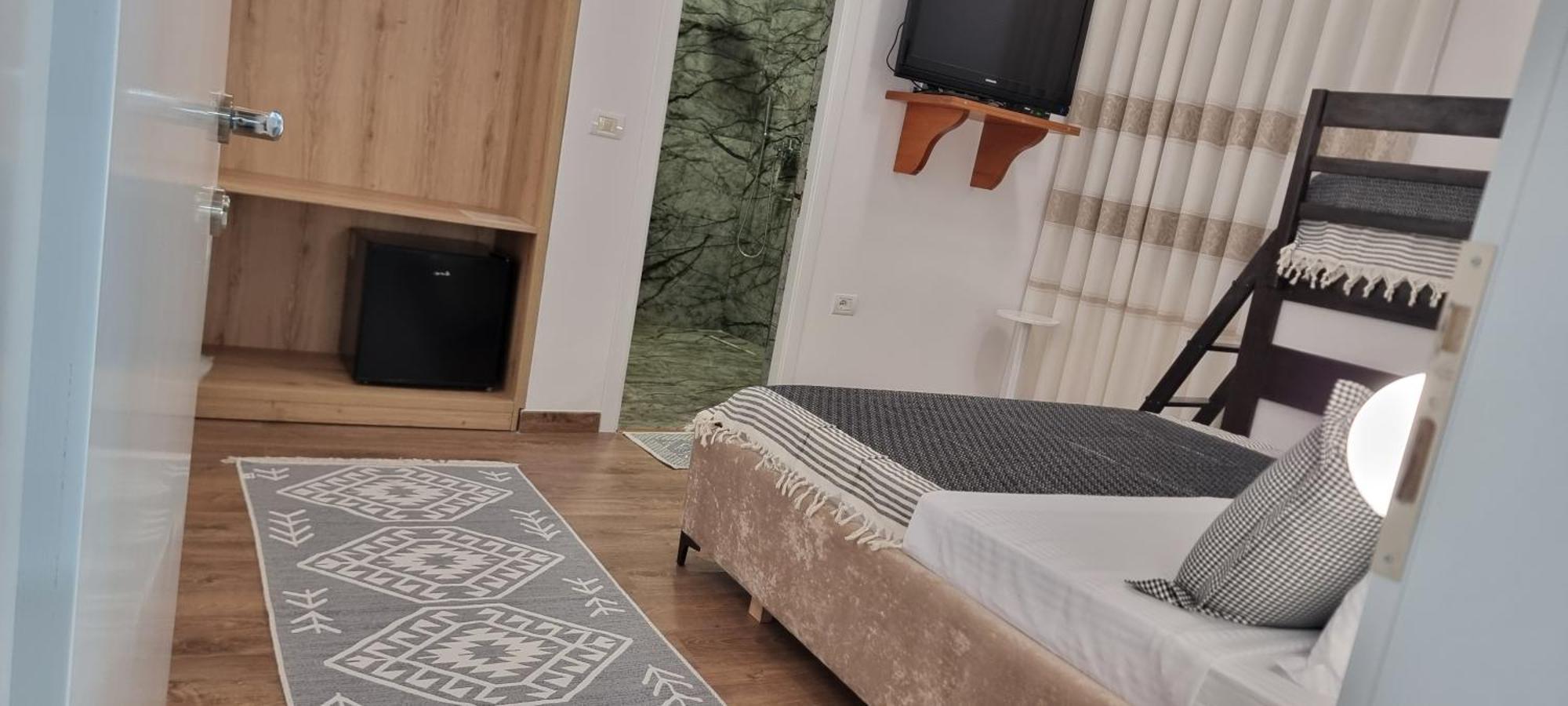 Salillari Guest House ベラト エクステリア 写真