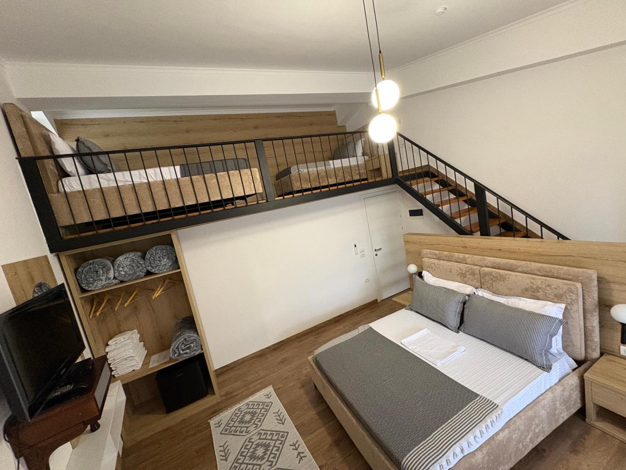 Salillari Guest House ベラト エクステリア 写真